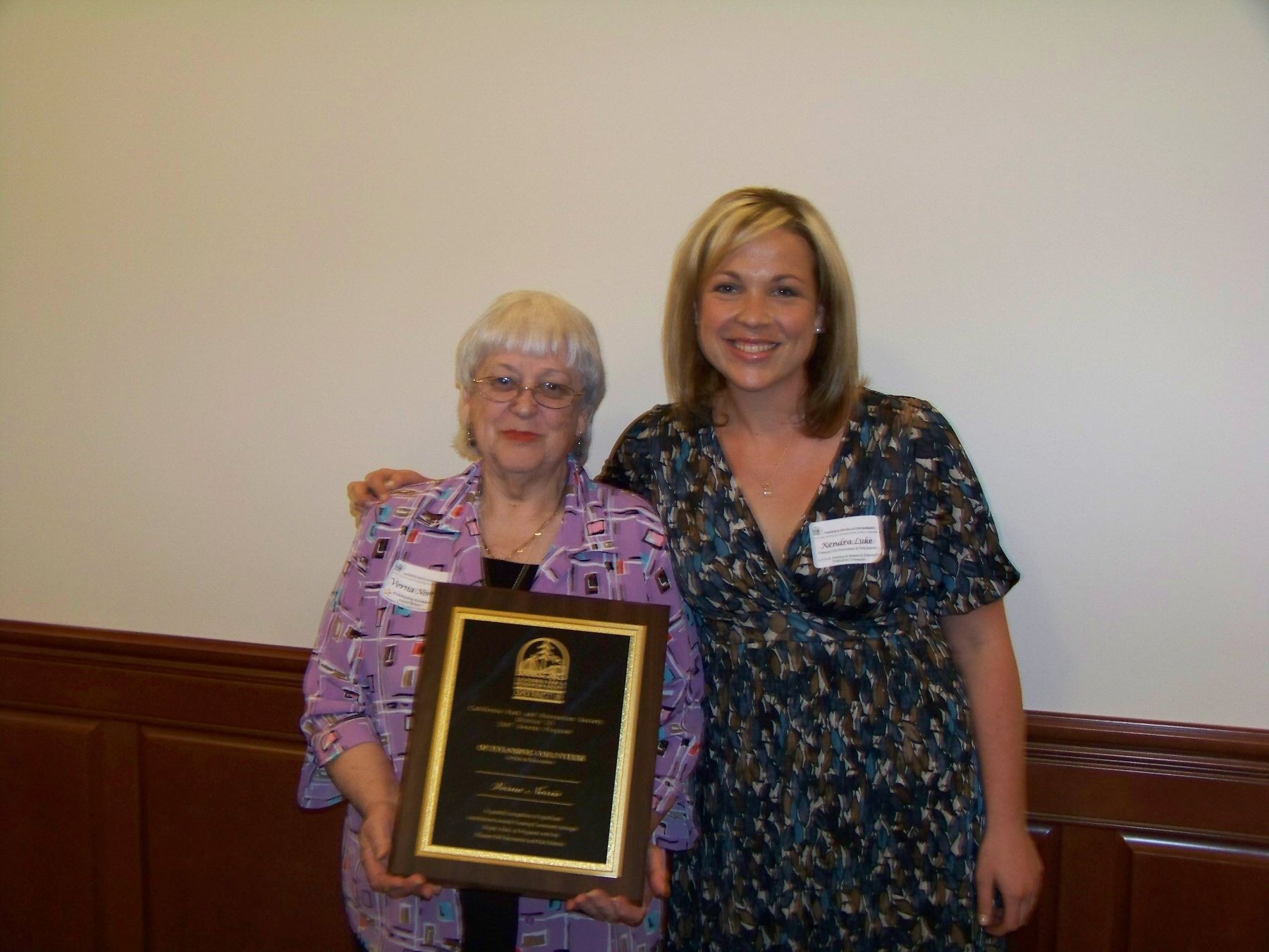 Kendra and Verna_0064_064