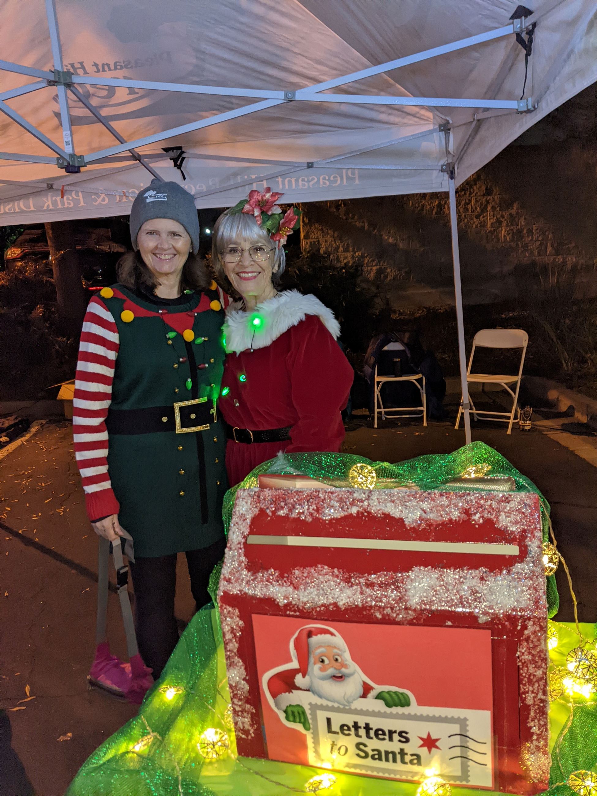 Karen Mrs.Santa 2021-1